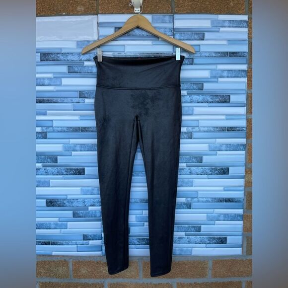 SPANX coated leggings size large - Picture 1 of 5